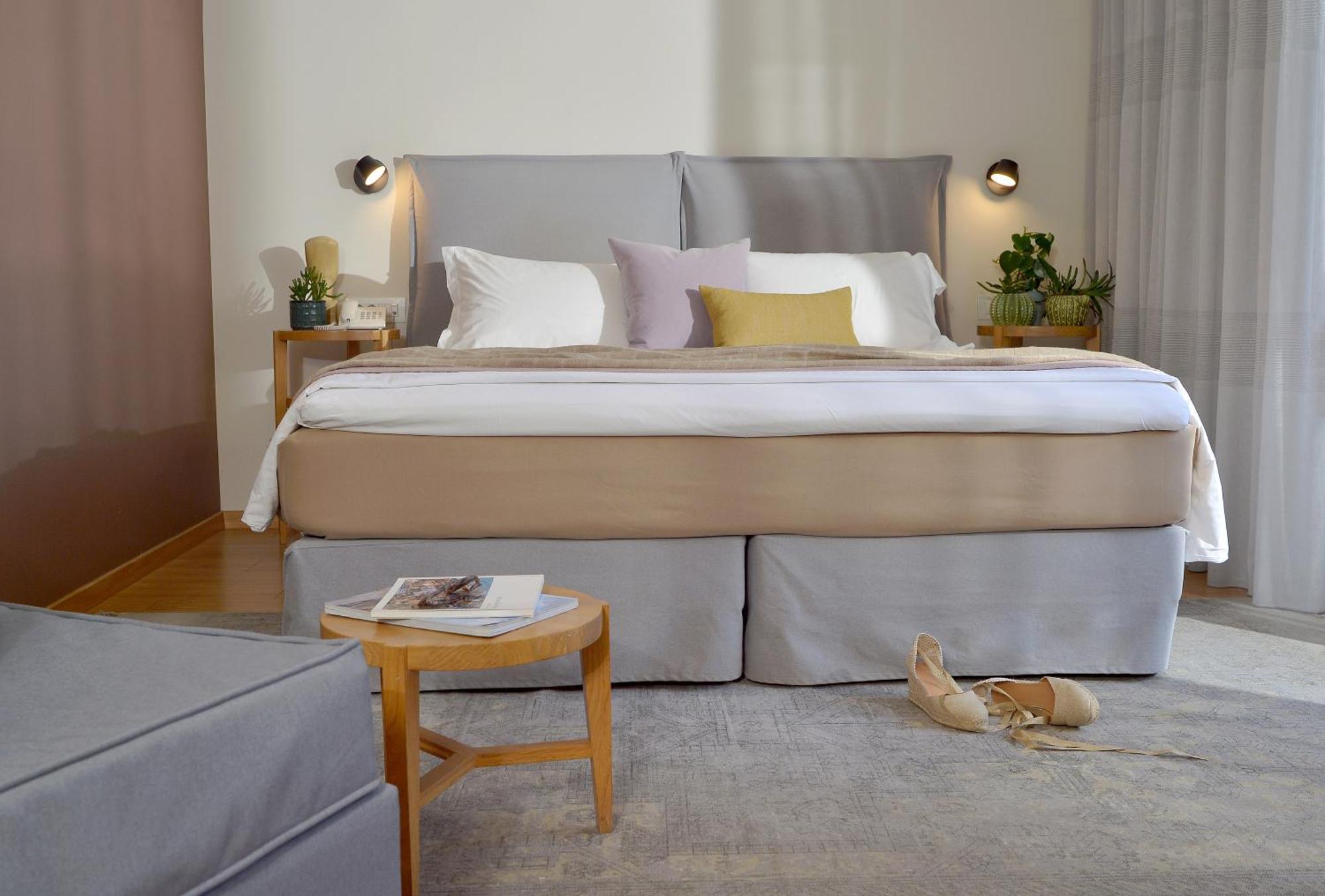Mirivili Hospitality & Wellness Атина Екстериор снимка