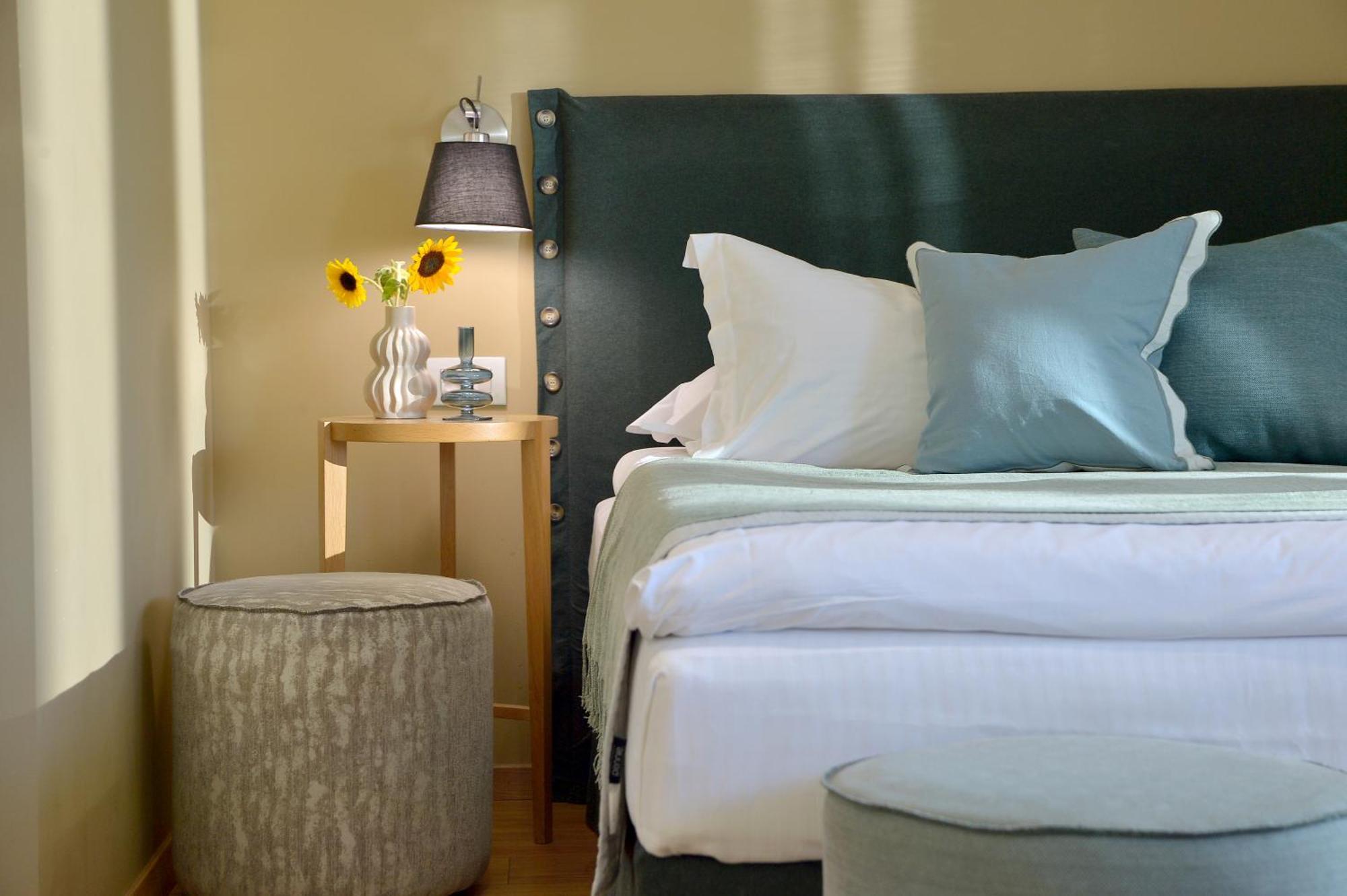 Mirivili Hospitality & Wellness Атина Екстериор снимка