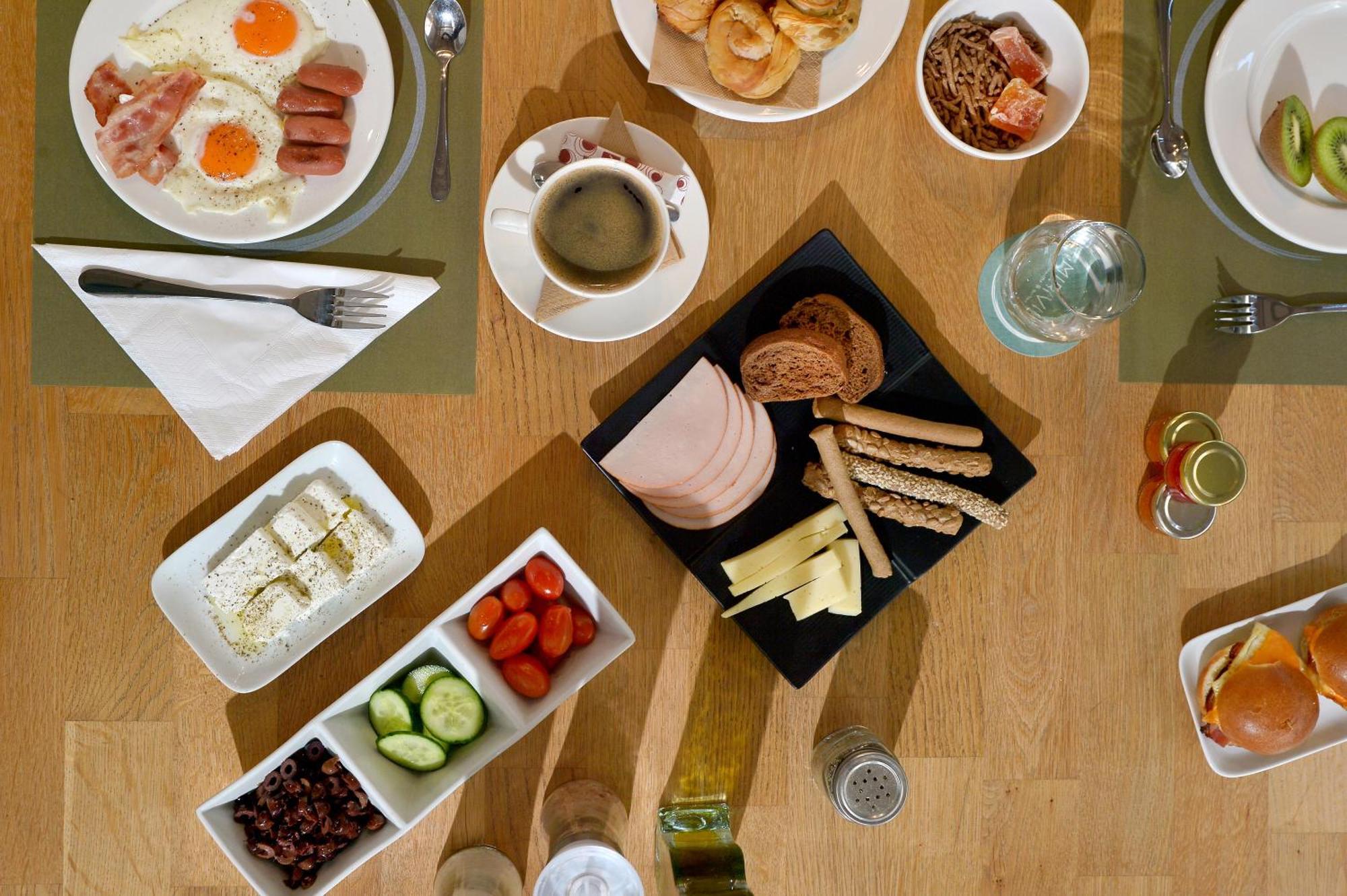 Mirivili Hospitality & Wellness Атина Екстериор снимка