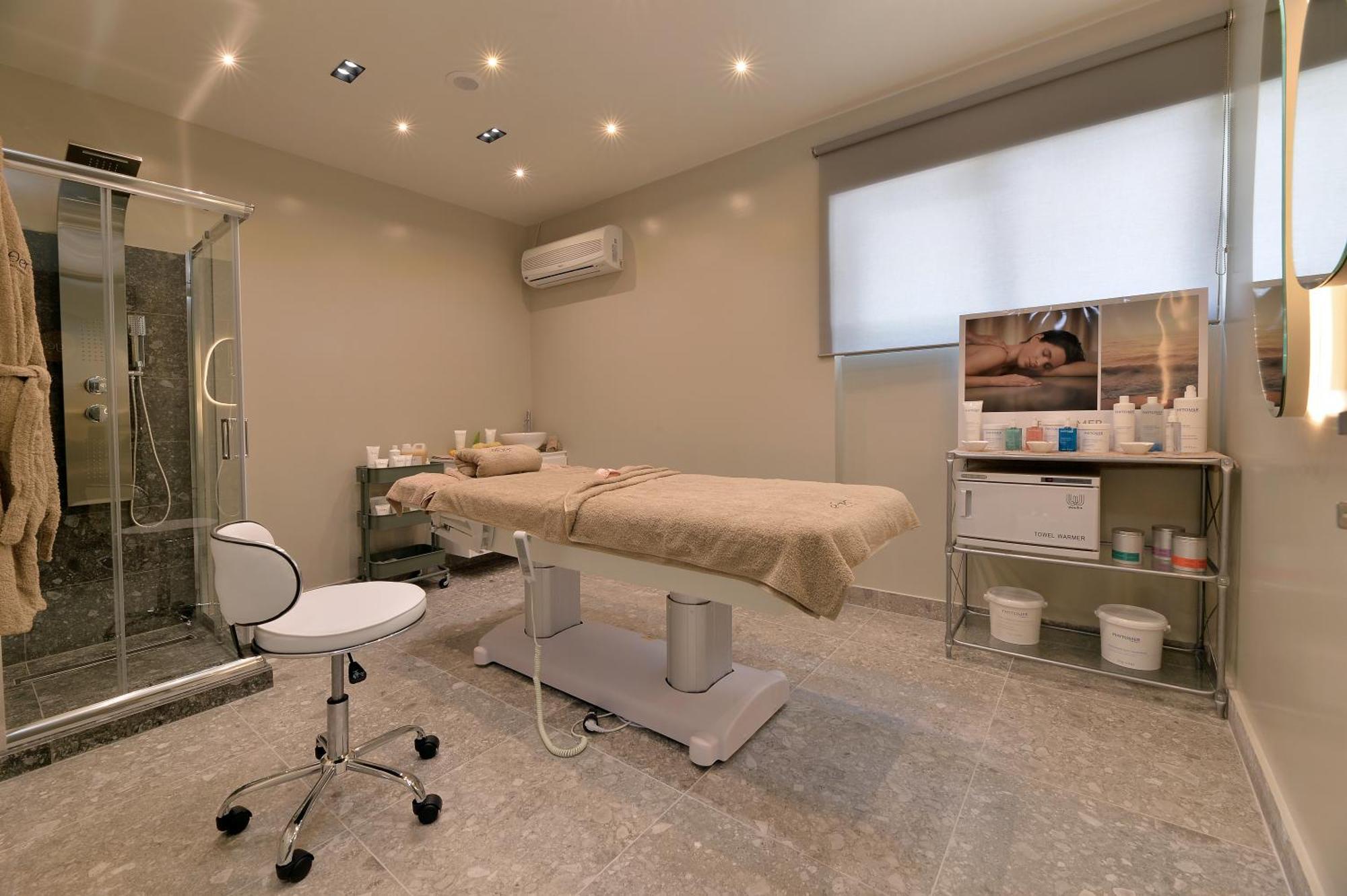 Mirivili Hospitality & Wellness Атина Екстериор снимка