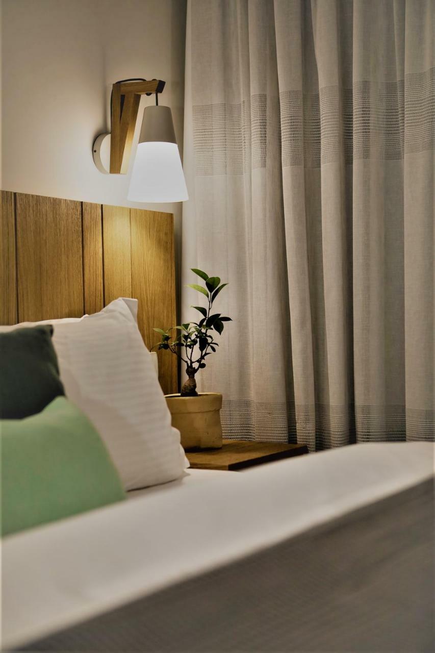 Mirivili Hospitality & Wellness Атина Екстериор снимка